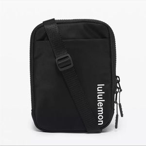 Lululemon Easy Access Crossbody Bag